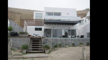 CASA DE PLAYA EN VENTA EN ASIA
