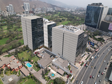 PROYECTO DE OFICINAS DE 315 M² CON VISTA AL GOLF EN SURCO