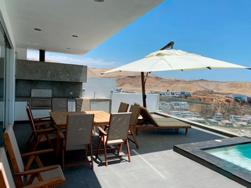 CASA DE PLAYA EN LOMAS DEL MAR KM 121 CERRO AZUL