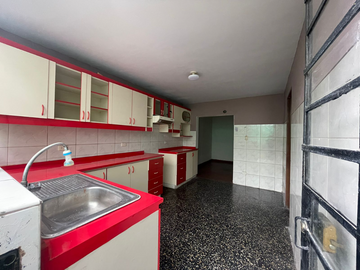 CASA EN VENTA - LIMITE CON SAN ISIDRO