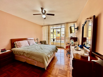 VENDO DEPARTAMENTO ESTILO CASA CON JARDÍN