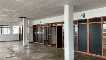 VENTA DE EXCLUSIVO LOCAL EN CHORRILLOS - AREA DE  1037 M2