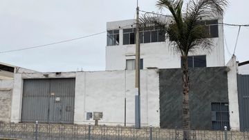 VENTA DE EXCLUSIVO LOCAL EN CHORRILLOS - AREA DE  1037 M2