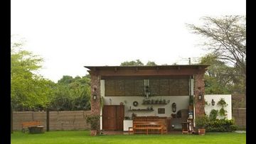 VENTA DE  CASA DE CAMPO COMO  TERRENO  EN  MANUEL DEL VALLE  PACHACAMAC 