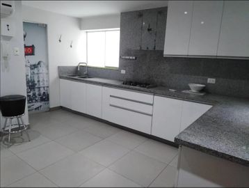 VENTA DPTO AV VELASCO ASTETE CHACARILLA SURCO 