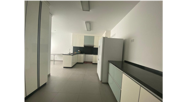 MODERNO PENTHOUSE COLINDANTE A PARQUE EN IGNACIO MERINO