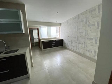 PENTHOUSE EN VENTA CERROS DE CAMACHO
