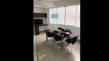 IMPECABLE OFICINA EN CHACARILLA SURCO IMPLEMENTADA