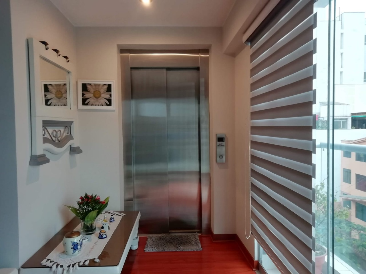 gallery_grid_one
