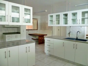 DEPARTAMENTO CON LINDA VISTA AL GOLF 