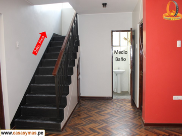 SE VENDE AMPLIA CASA EN EL TAMBO, HUANCAYO 