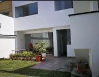 LINDA CASA EN VALLE HERMOSO