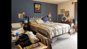 VENDO AMPLIA CASA EN LA ENCANTADA