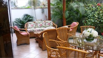 ALM. LOS PICAFLORES- SAN BORJA VENDO Lindo Dpto. en Primer Piso con Amplia Terraza Techada 