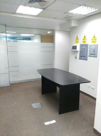 Moderno Centro Empresarial