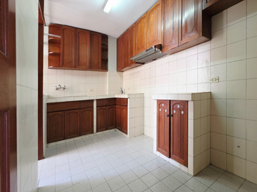 DEPARTAMENTO EN VENTA | VISTA CALLE | 3 DORM + ESTACIONAMIEN