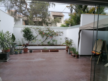 VENTA DEPARTAMENTO EN SAN ISIDRO . ZONA EXCLUSIVA