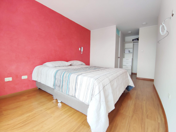 MODERNO DEPARTAMENTO CON COCHERA Y DEPOSITO