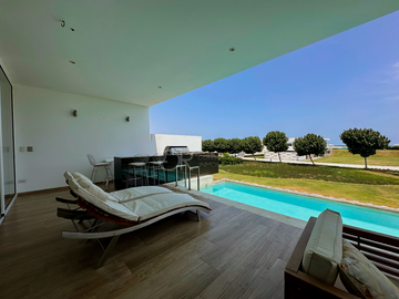 ¡ASIA! CASA DE PLAYA EN EXCLUSIVO CONDOMINIO LA JOLLA 