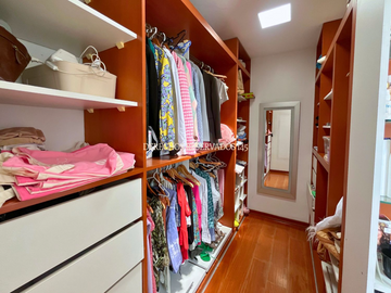 LINDA CASA EN CONDOMINIO DE 3 CASAS EN EL SOL DE LA MOLINA