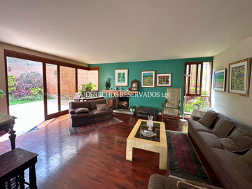 ¡EXCELENTE UBICACIÓN! CASA EN EL CORAZÓN DE CAMACHO