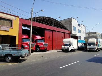 VENTA CASA/TERRENO LA MEJOR ZONA DE LA VICTORIA