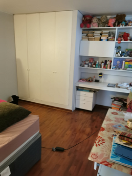 SE VENDE TRIPLEX EN URB. HIGUERETA EN SURCO