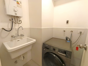 ESPECTACULAR DEPARTAMENTO CON ACABADOS DE PRIMERA 