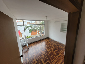 DEPARTAMENTO EN LA URB. MARANGA SAN MIGUEL