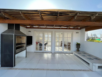 CASA URBANIZACIÓN COUNTRY CLUB DE SAN ISIDRO