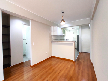 MODERNO FLAT 72 M2 2HAB + ESTACIONAMIENTO 