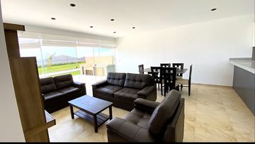 VENTA DE CASA EN MORAVIA II - PRIMERA FILA