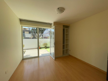 VENDO EN SURCO - LINDO DEPARTAMENTO EN PRIMER PISO ELEVADO