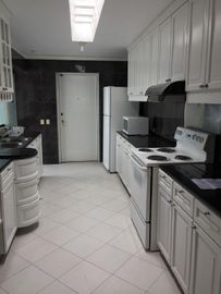 Lindo Departamento Frente al Golf