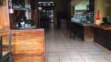 SE VENDE LOCAL COMERCIAL EN SAN MIGUEL