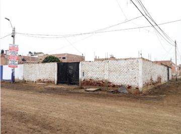 VENDO TERRENO CERCA AL MAR EN EL DISTRITO DE LURIN 