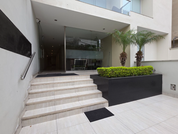 DEPARTAMENTO EN ZONA EXCLUSIVA DE CHACARILLA