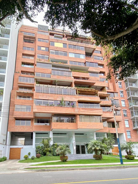 VENTA FLAT SAN ISIDRO 