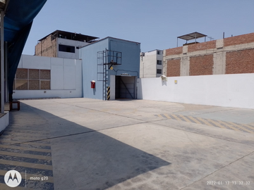 REMATO RENTABLE LOCAL COMERCIAL TOPICENTER EN JESUS MARIA