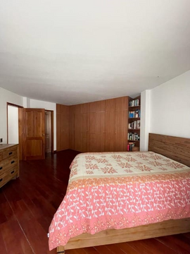 HERMOSA CASA EN VENTA - LA PLANICIE, LA MOLINA