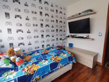 IMPECABLE DUPLEX EN LAS GARDENIAS SURCO