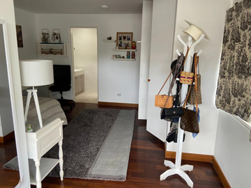 CASA EN VENTA TENIENTE ROMANET COD. 23409