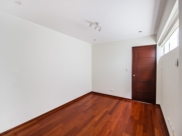 HERMOSO DEPARTAMENTO EN VENTA EN LA EXCLUSIVO DISTRITO