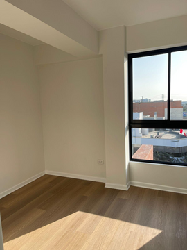 TRIPLEX DE ESTRENO EN CHACARILLA (609-907-1)