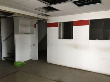 Ideal Para Empresas, Almacén, Deposito, Concesionario, Centros educativos