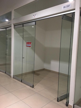 VENTA DE LOCAL COMERCIAL EN GAMARRA