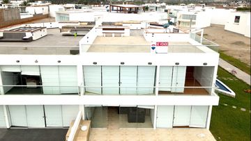 VENTA DE CASA EN MORAVIA II - PRIMERA FILA