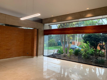 VENTA CASA EN CASUARINAS (609-328-1 LUCY)