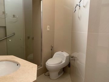 CASA EN VENTA EN SANTIAGO DE SURCO - GOLF LOS INCAS
