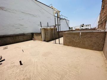 SE VENDE DEPARTAMENTO REMODELADO EN MAYORAZGO CHICO